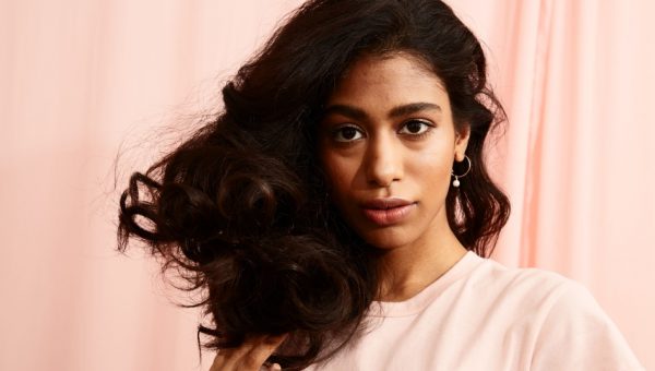 Frizz-Free Hair the Natural Way: Tips and Tricks to Keep Your Mane Tamed
